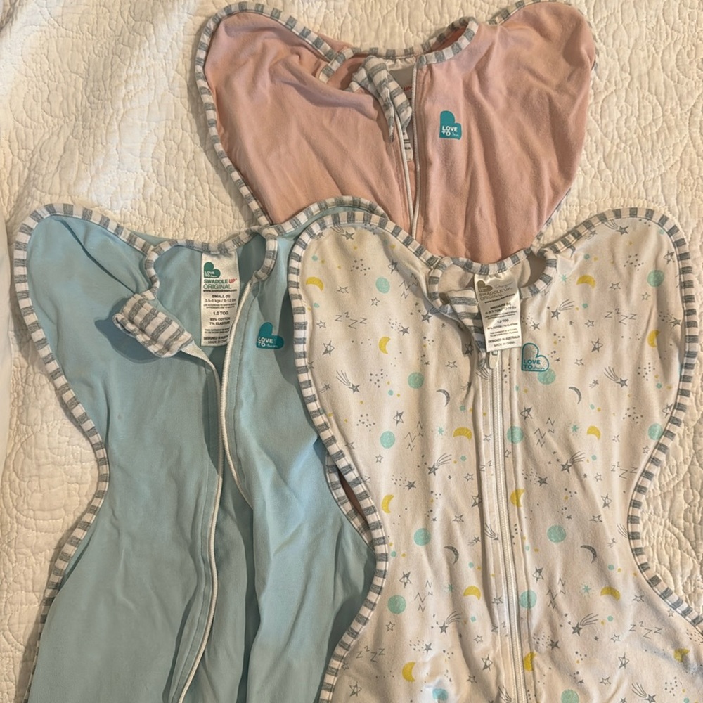 Best swaddles. One small. Two medium. Please see tags in picture for details.